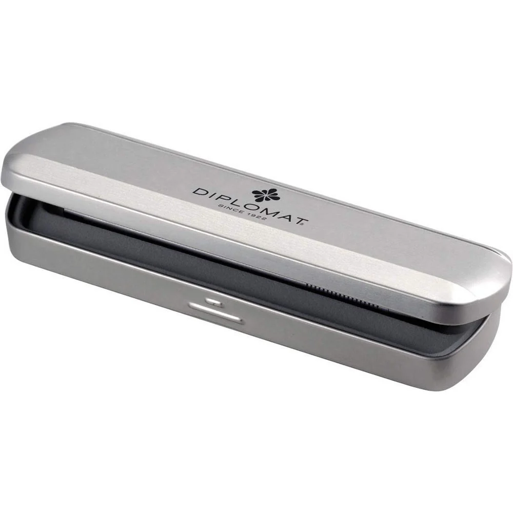 Diplomat Traveller stainless steel – Fine Fountain Pen - Image 4